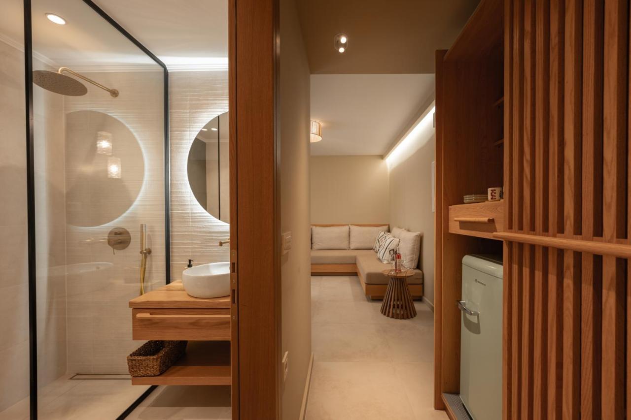 Trinity Design Suites Valanidorachi Esterno foto
