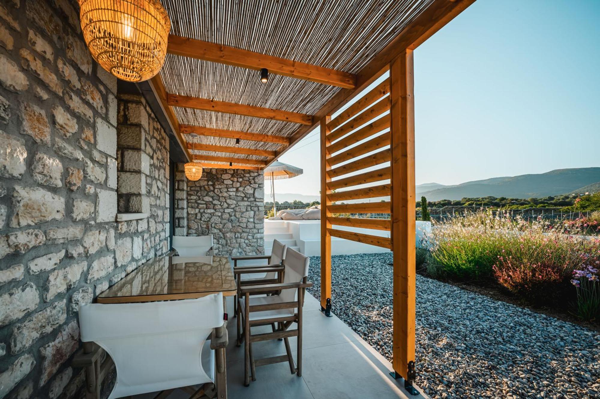 Trinity Design Suites Valanidorachi Esterno foto