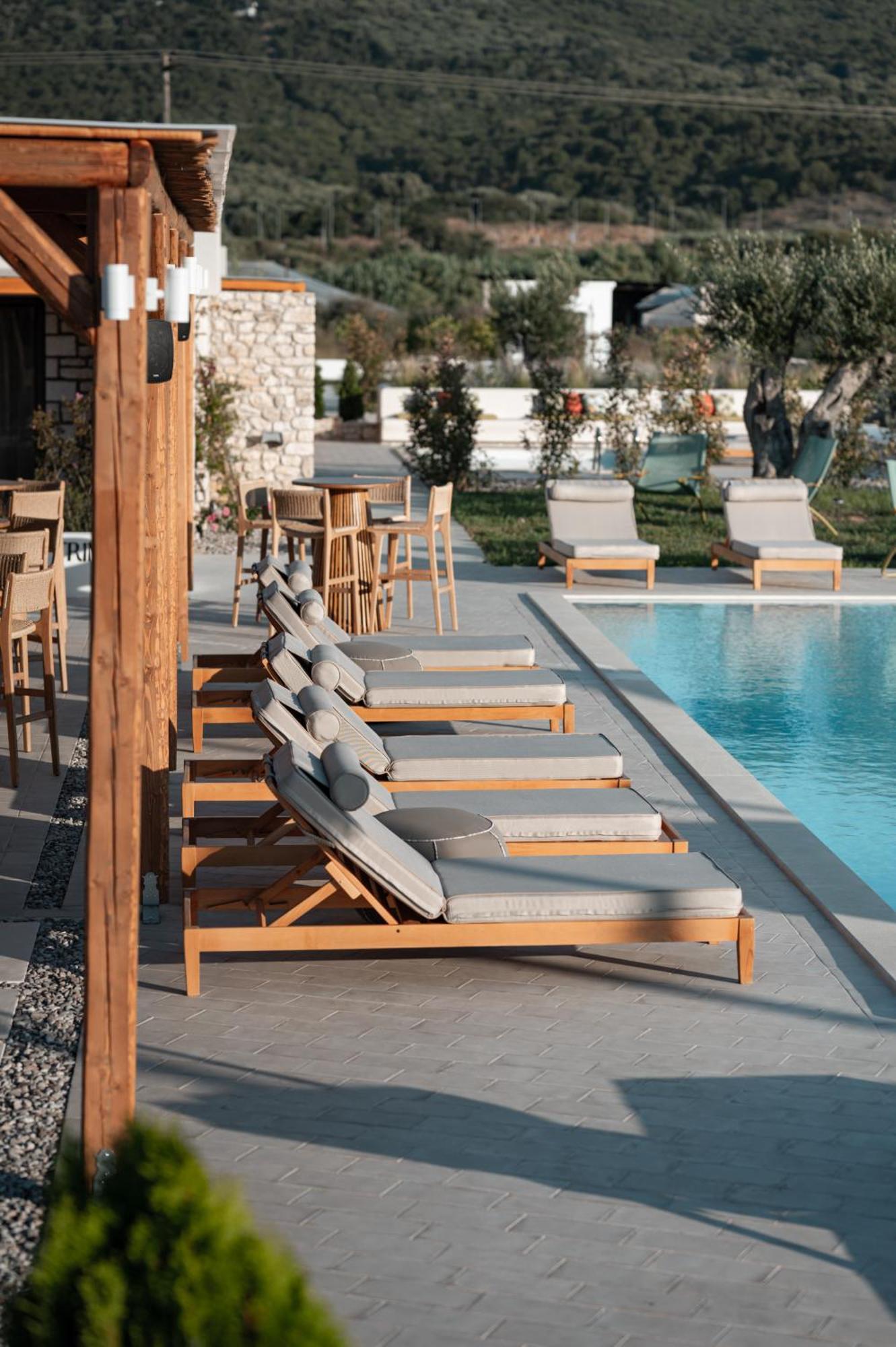 Trinity Design Suites Valanidorachi Esterno foto